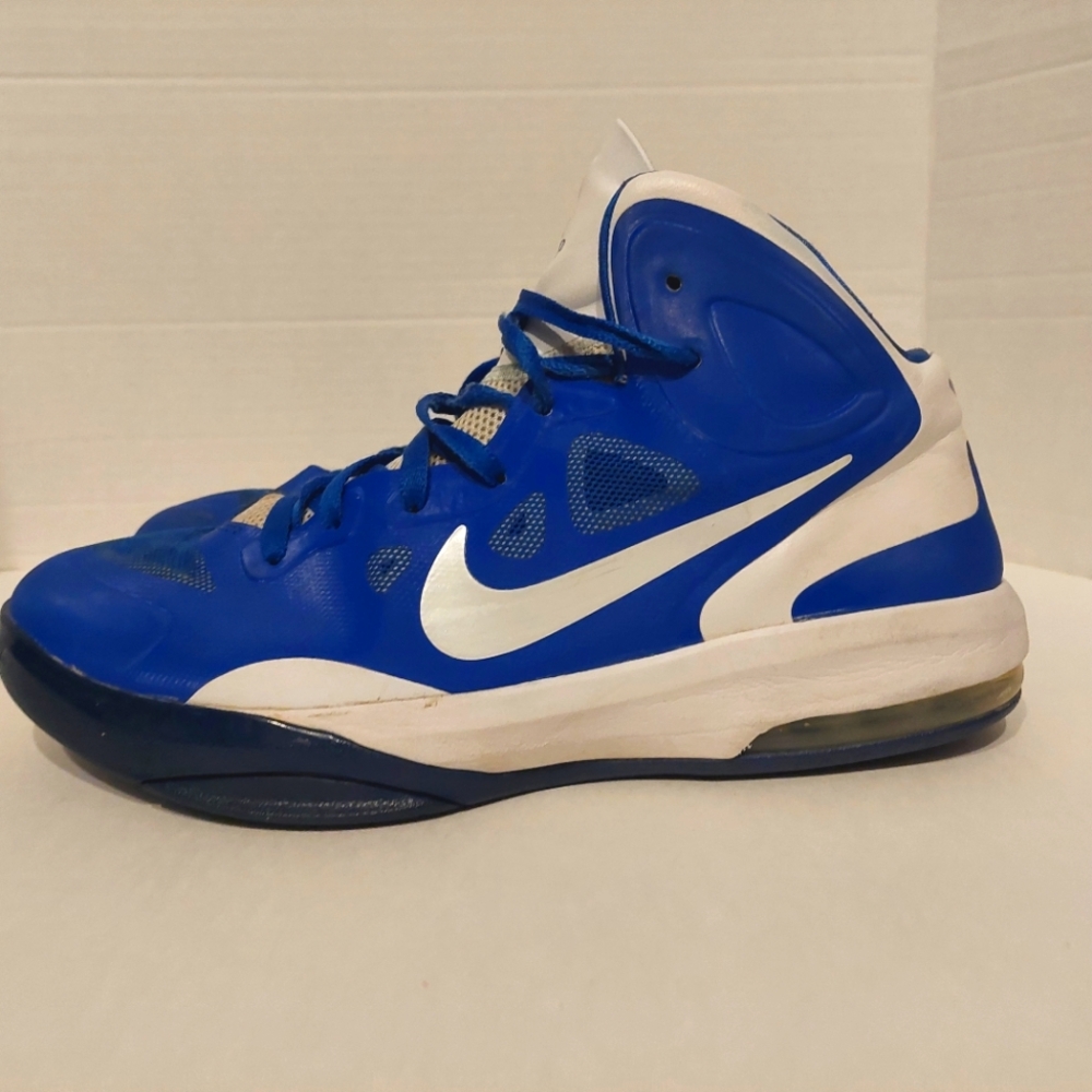 Nike Gym Shoes